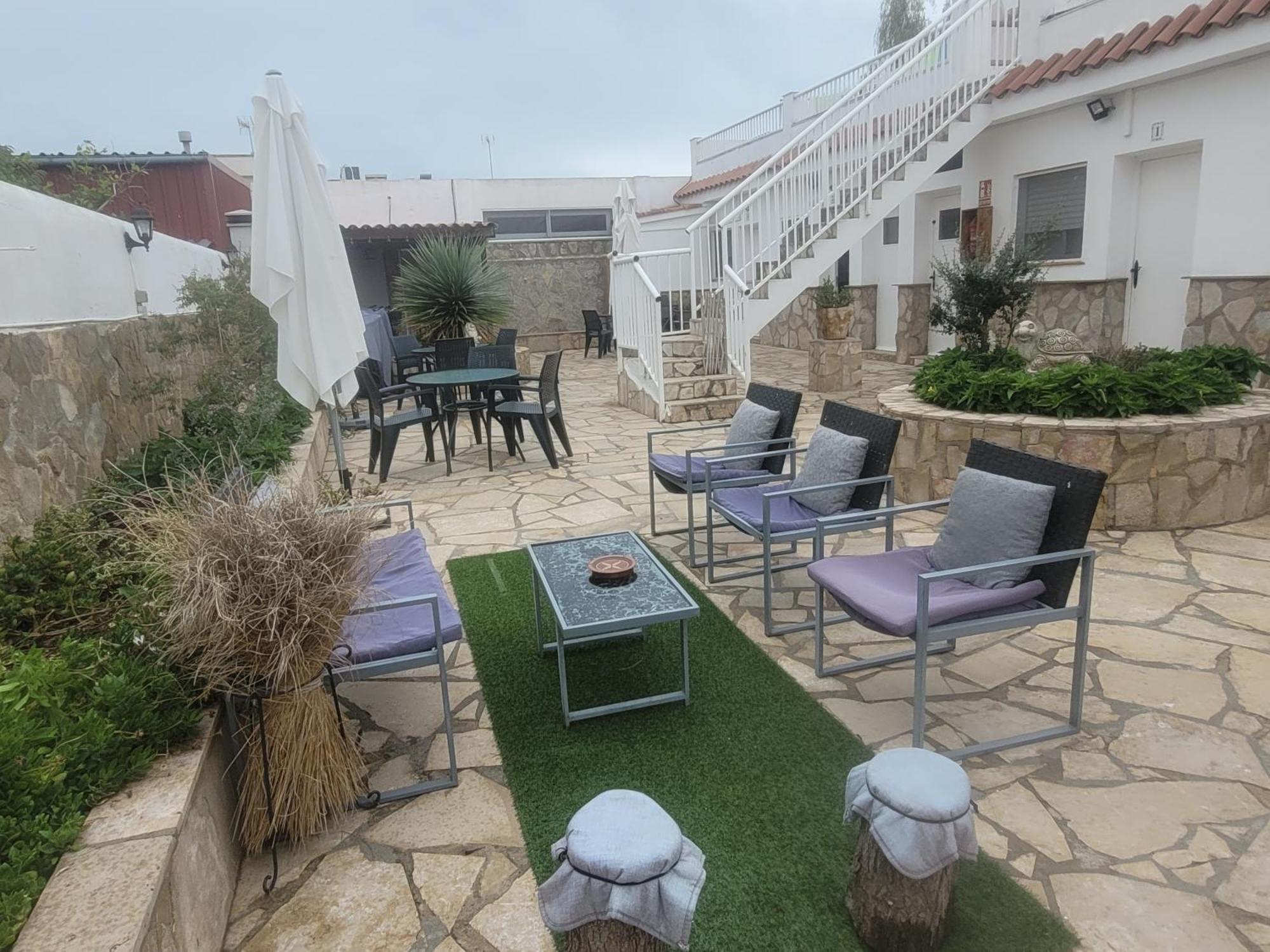 La Llar De Laura Guest House เอลโปเบลโนว เดล เดลตา ภายนอก รูปภาพ
